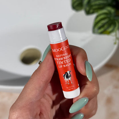 MooGoo - Edible  Lip Balm Strawberry 5g